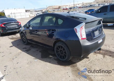 2013 Toyota Prius Three z USA, uszkodzony, nr VIN JTDKN3DU3D0346820